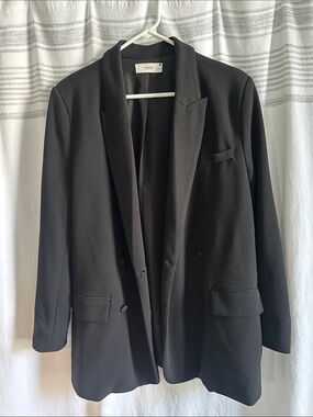 Reserved Black Double-Breasted Blazer
